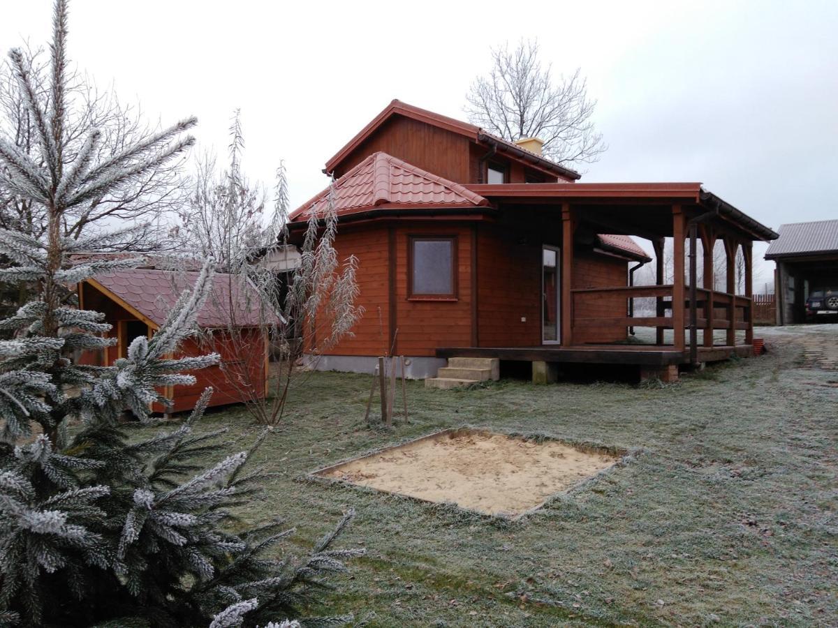 Domek Bialojany Exterior foto